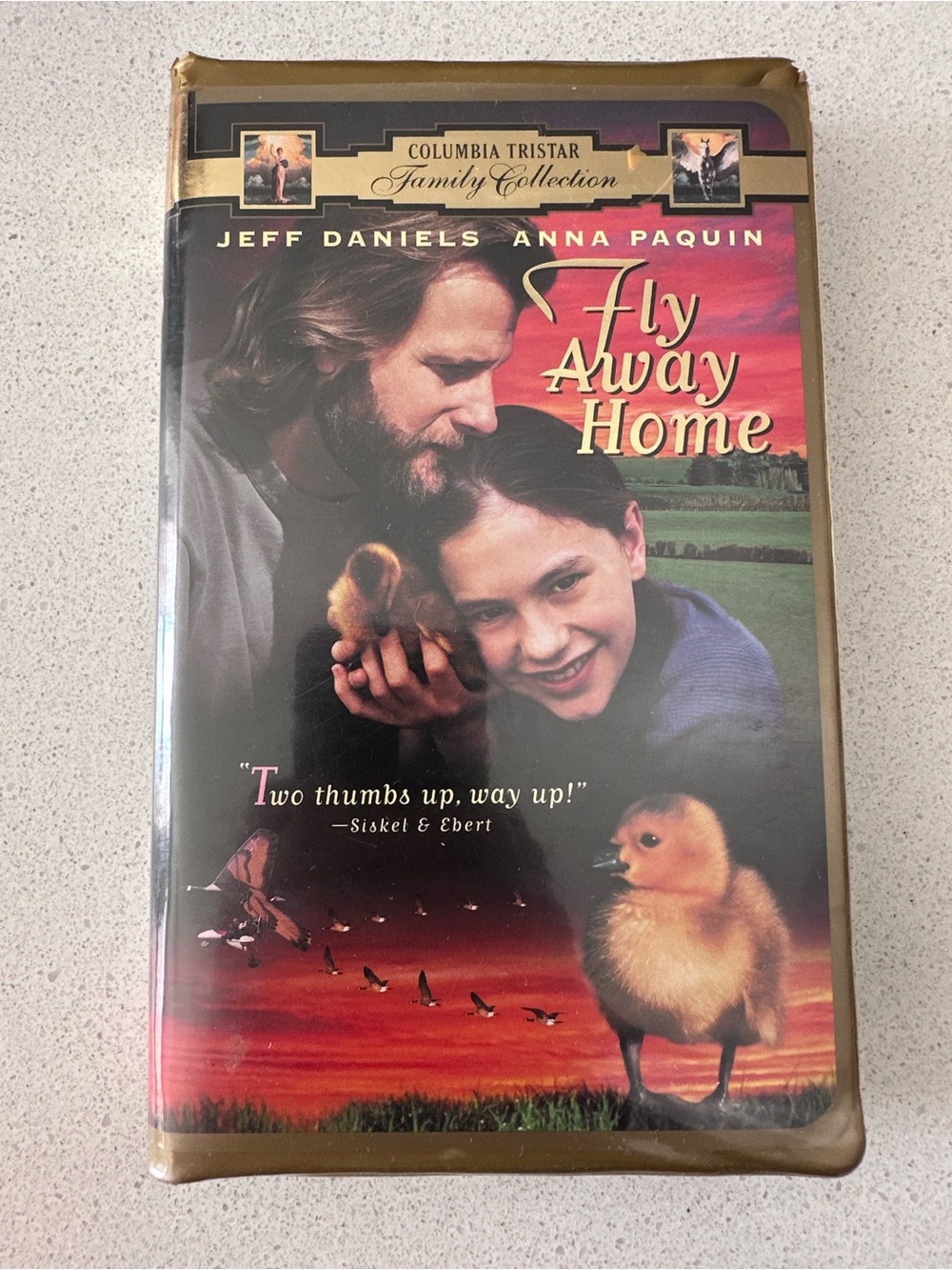 Fly Away Home VHS